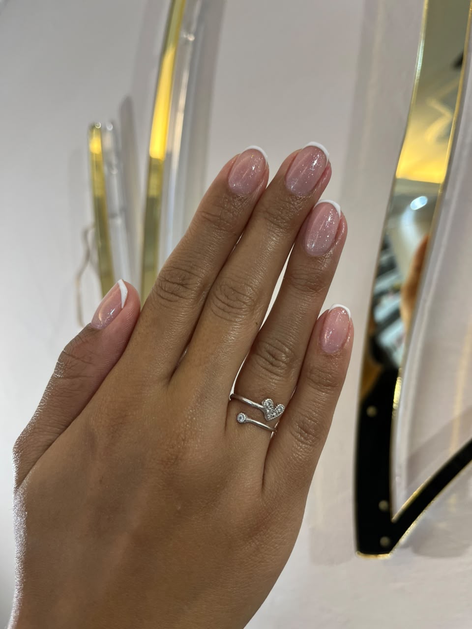 Manicure francés con glitter